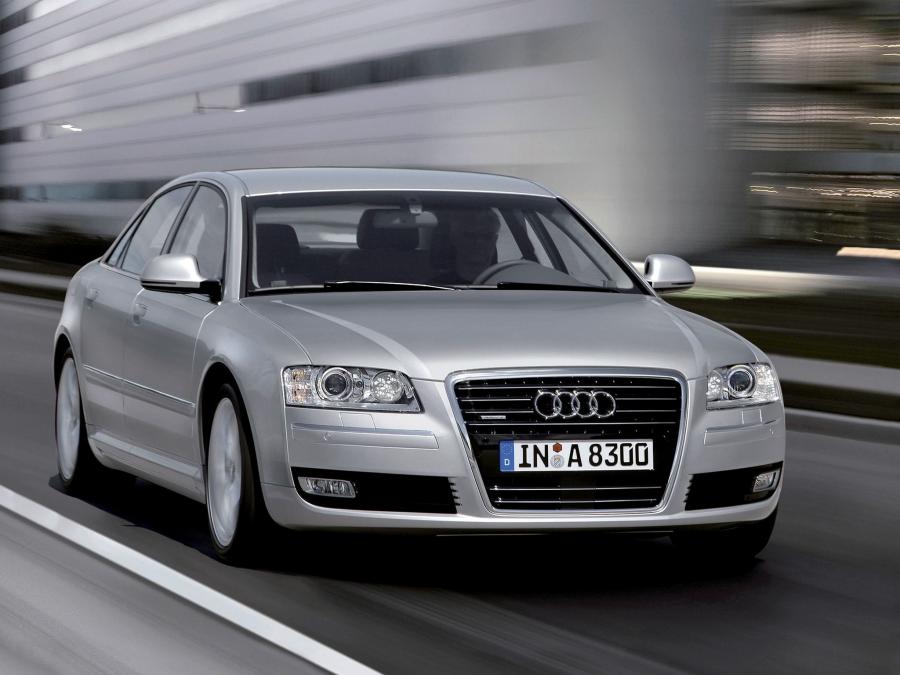  Audi A8 4.2 TDI Quattro (D3) 2008 года  (фото 14 из 17)